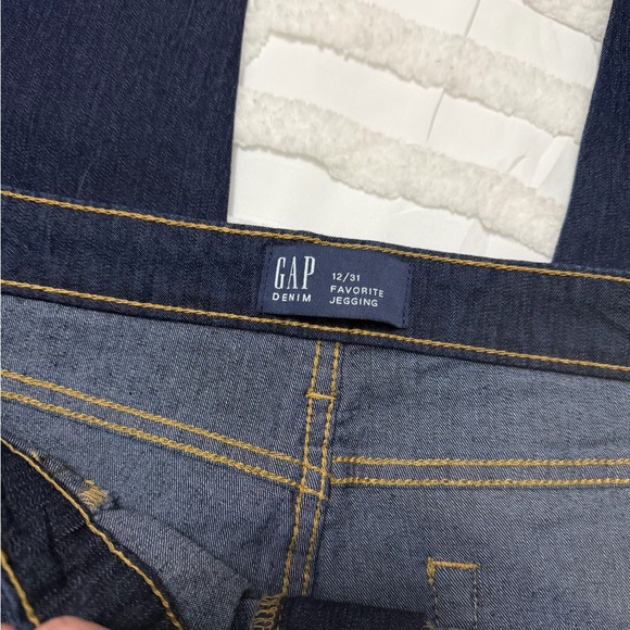 GAP Women's Deep Indigo Skinny Jeans - Picture 5 of 14